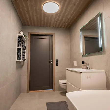 Ferienhaus Luxury Cabin, Wellness And View Over The Tyrifjord