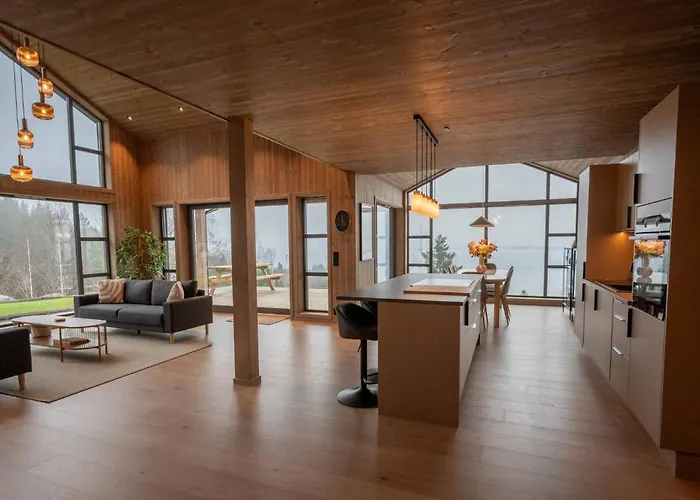 Luxury Cabin, Wellness And View Over The Tyrifjord Vakantiehuis Vikersund